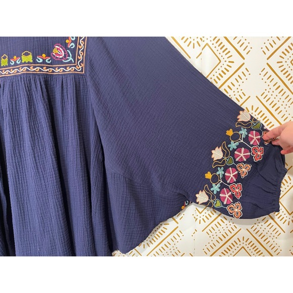 NWT Easel Navy Blue Embroidered Boho Peasant Blouse Top M Spring Festival Hippie - Picture 3 of 6